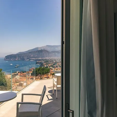 Unique View Villa With Private Pool Near Sorrento Villa